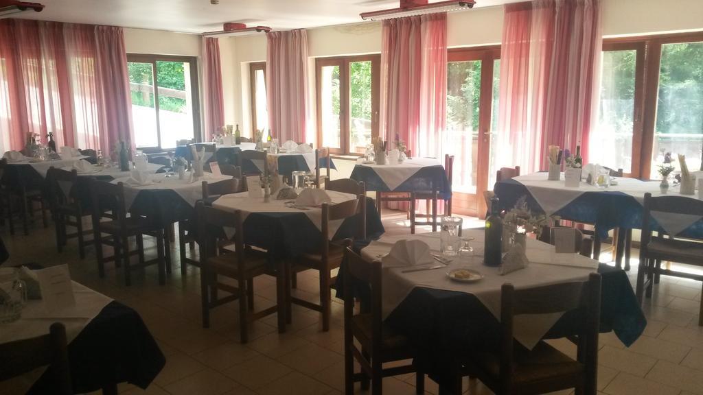 Casa Montana S. Maddalena Hotel San Vito di Cadore Buitenkant foto